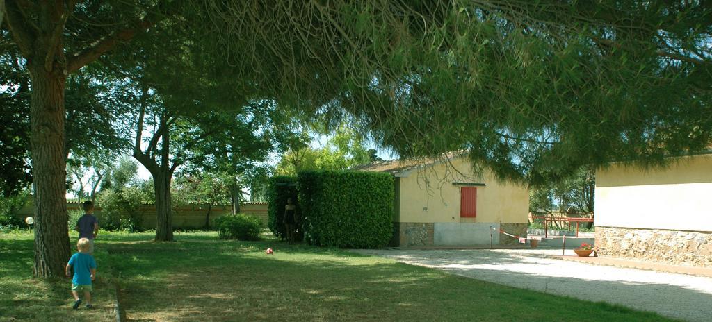 Casa Vacanze Guardamare San Vincenzo Exterior foto
